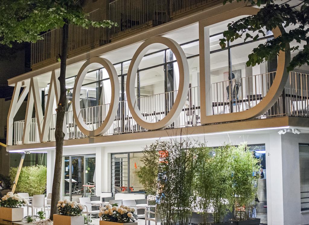 Hotel Hollywood Ричоне Екстериор снимка